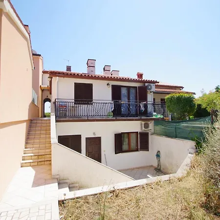 Leona Apartman Póla